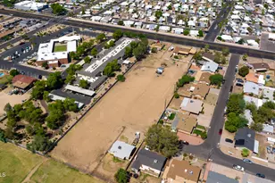 7249 N 50th Dr, Glendale, AZ 85301 - Photo 1