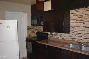 7249 N 50th Dr, Glendale, AZ 85301 - Photo 7