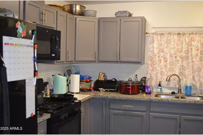 7249 N 50th Drive, Glendale, AZ 85301 - Photo 19