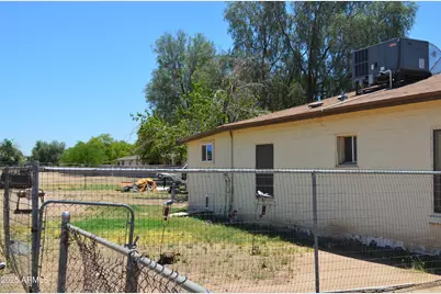 7249 N 50th Drive, Glendale, AZ 85301 - Photo 15