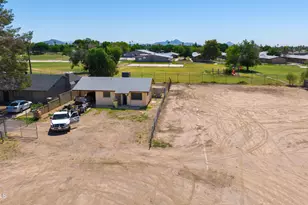 7249 N 50th Dr, Glendale, AZ 85301 - Photo 51