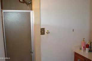 7249 N 50th Dr, Glendale, AZ 85301 - Photo 27