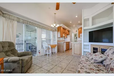 17200 W Bell Road #1119, Surprise, AZ 85374 - Photo 11