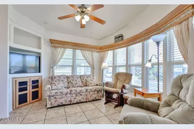 17200 W Bell Road #1119, Surprise, AZ 85374 - Photo 9