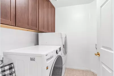 1951 W Bartlett Court, Chandler, AZ 85248 - Photo 43