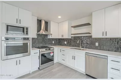 3648 W Rose Lane, Phoenix, AZ 85019 - Photo 7