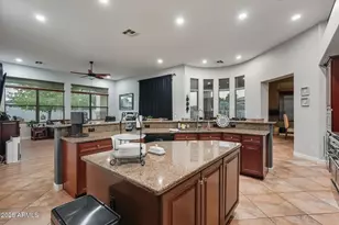 18332 W Montebello Ave, Litchfield Park, AZ 85340 - Photo 9