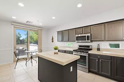 12368 W Running Deer Trail, Peoria, AZ 85383 - Photo 5