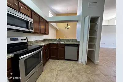 523 N Omaha Circle, Mesa, AZ 85205 - Photo 3