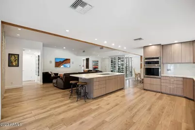 6842 N 72nd Place, Scottsdale, AZ 85250 - Photo 3