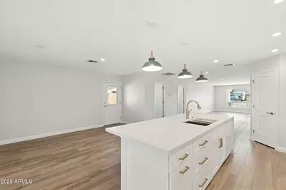 2814 N 51st Street, Phoenix, AZ 85008 - Photo 13