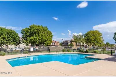 457 N 169th Avenue #10, Goodyear, AZ 85338 - Photo 17