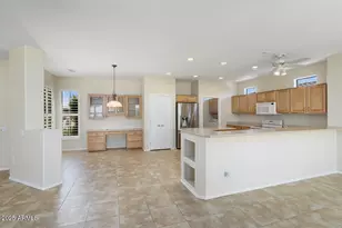 15102 W Rounders Dr, Surprise, AZ 85374 - Photo 13