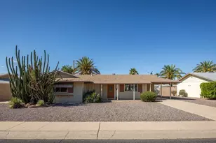 11202 N Madison Dr, Sun City, AZ 85351 - Photo 1