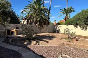 932 E Manor Dr, Chandler, AZ 85225 - Photo 17