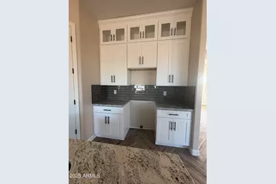 22288 W Dale Lane, Wittmann, AZ 85361 - Photo 11