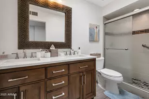 8719 E San Marino Dr, Scottsdale, AZ 85258 - Photo 21