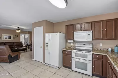 16826 N 113th Avenue, Surprise, AZ 85378 - Photo 11