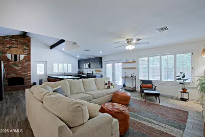 2559 W Olla Circle, Mesa, AZ 85202 - Photo 7