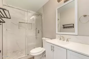 2633 W Ocotillo Rd, Phoenix, AZ 85017 - Photo 13