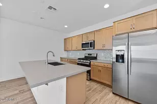 9986 W Piccadilly Rd, Avondale, AZ 85392 - Photo 11