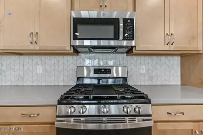 9986 W Piccadilly Road, Avondale, AZ 85392 - Photo 13