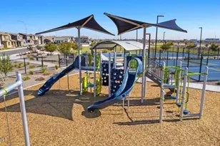 9986 W Piccadilly Rd, Avondale, AZ 85392 - Photo 45