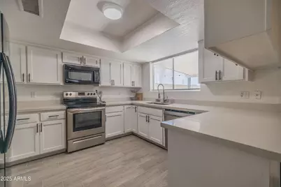 2011 N 51st Street, Phoenix, AZ 85008 - Photo 31