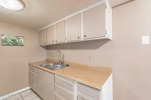 948 S Alma School Rd, Mesa, AZ 85210 - Photo 9