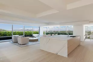 7157 E Rancho Vista Dr, Scottsdale, AZ 85251 - Photo 1