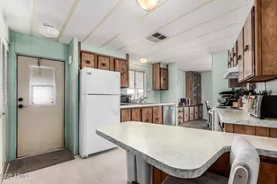 305 S Val Vista Dr, Mesa, AZ 85204 - Photo 11