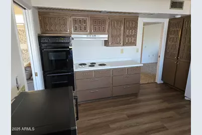 13819 N Crown Point, Sun City, AZ 85351 - Photo 11