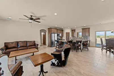 47562 W Ray Street, Aguila, AZ 85320 - Photo 5