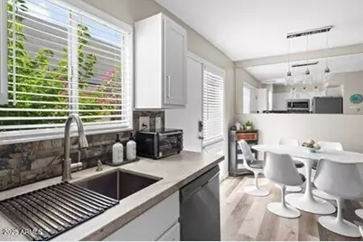 4610 N 68th Street #416, Scottsdale, AZ 85251 - Photo 5