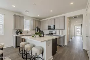 3341 W Garnet St, San Tan Valley, AZ 85144 - Photo 9