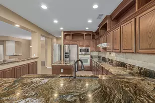 17148 W Calistoga Dr, Surprise, AZ 85387 - Photo 25