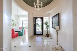 2012 E Glenn Dr, Phoenix, AZ 85020 - Photo 7