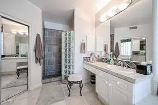 2012 E Glenn Dr, Phoenix, AZ 85020 - Photo 25