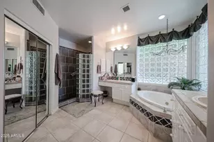 2012 E Glenn Dr, Phoenix, AZ 85020 - Photo 23