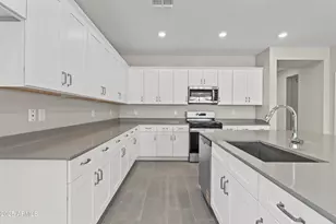 16814 W Cavedale Dr, Surprise, AZ 85387 - Photo 5