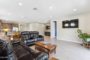 24884 N 171st Ln, Surprise, AZ 85387 - Photo 15