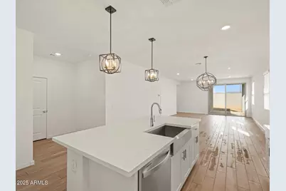 15818 W Gray Fox Trail, Surprise, AZ 85387 - Photo 7