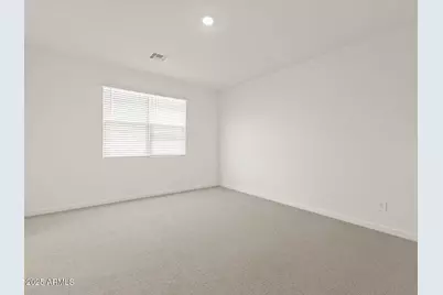 15818 W Gray Fox Trail, Surprise, AZ 85387 - Photo 13