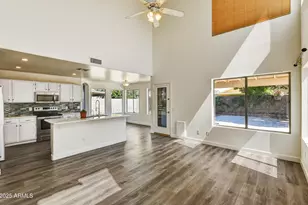 21927 N 74th Ln, Glendale, AZ 85310 - Photo 13