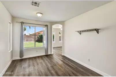 21927 N 74th Lane, Glendale, AZ 85310 - Photo 7