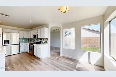 21927 N 74th Lane, Glendale, AZ 85310 - Photo 15