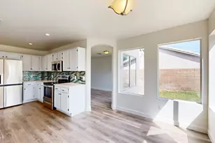 21927 N 74th Ln, Glendale, AZ 85310 - Photo 15