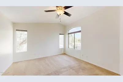 21927 N 74th Lane, Glendale, AZ 85310 - Photo 13