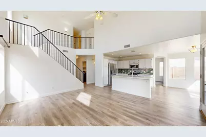 21927 N 74th Lane, Glendale, AZ 85310 - Photo 3