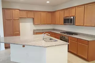 2258 S Wallrade Ln, Gilbert, AZ 85295 - Photo 5